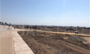 TERRENO EN VENTA EN ROSARITO A UN COSTADO DEL CENTRO DE CONVENCIONES