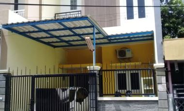 Dijual Rumah Semi Furnish di Jl. Kedinding Tengah Surabaya