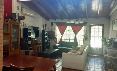 PH 4 AMBIENTES EN VENTA EN PLANTA BAJA CON COCHERA