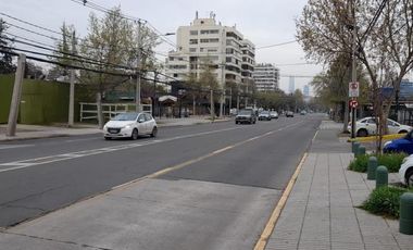 Av. Vitacura/Lo Arcaya - Local Comercial - Venta