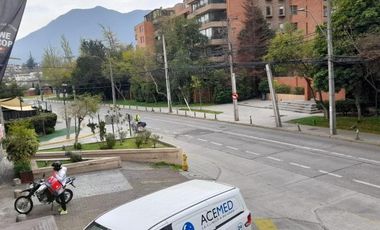 Av. Vitacura/Lo Arcaya - Local Comercial - Venta