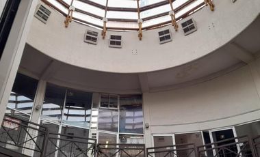 Av. Vitacura/Lo Arcaya - Local Comercial - Venta