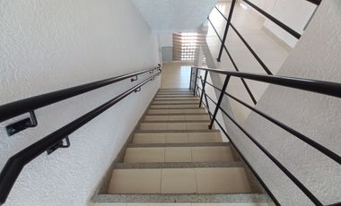apartamento en arriendo en c.r escarlata piso 3 sin ascensor. Cod A13848