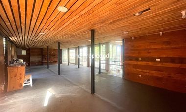 Gran propiedad comercial ideal para ski y turismo - 2 Locale