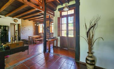 Casa de 3 dormitorios con gran jardín en Ibarlucea