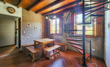 Casa de 3 dormitorios con gran jardín en Ibarlucea