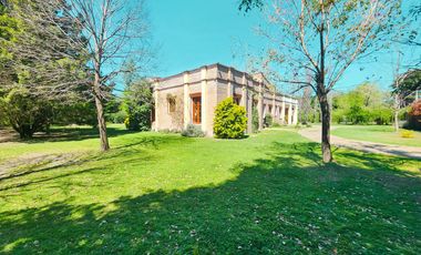 Casa de 3 dormitorios con gran jardín en Ibarlucea
