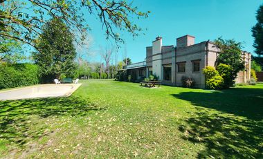 Casa de 3 dormitorios con gran jardín en Ibarlucea