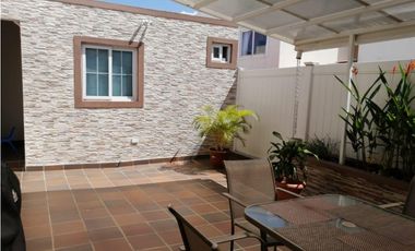 Vendo Casa PH Everest  Paseo del Norte Brisas del Golf