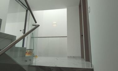 casa en venta en c.c casa real. Cod V2391
