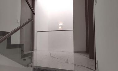 casa en venta en c.c casa real. Cod V2391
