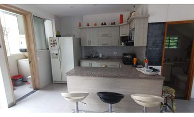 HERMOSA CASA EN UNIDAD CERRADA EN SAN JERONIMO
