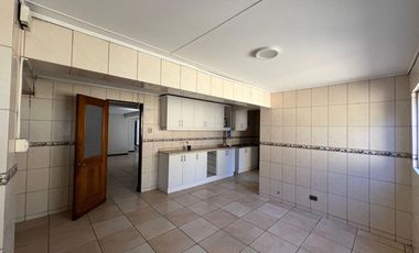 Casa En Arriendo En Estadio El Teniente