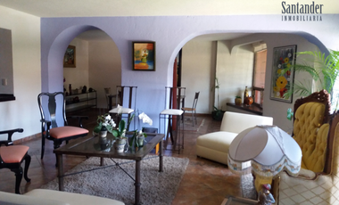 Casa amueblada en venta en Lomas de Santa Maria $12,500,000