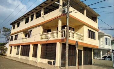 Vendo casa en jamundi barrio alférez real de 2 pisos independientes