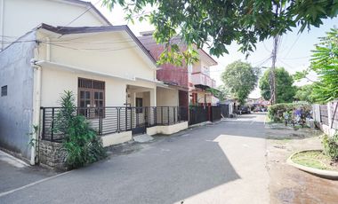 Rumah LB 120 SHM 15 Menit ke Lagoon Avenue Mall Bekasi J-34879