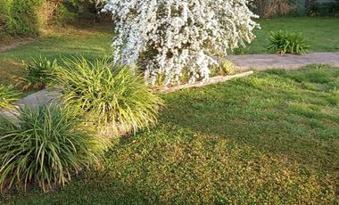 Casa Quinta 4 dorm lote 1600 m2 Exaltac de la Cruz