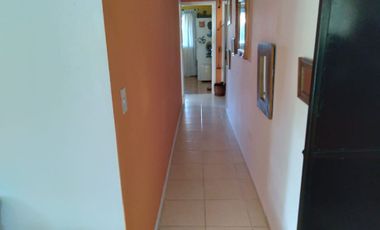 Casa Quinta 4 dorm lote 1600 m2 Exaltac de la Cruz