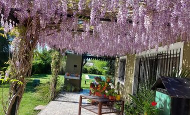 Casa Quinta 4 dorm lote 1600 m2 Exaltac de la Cruz