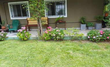 Casa Quinta 4 dorm lote 1600 m2 Exaltac de la Cruz