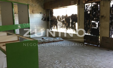Casa en importante lote en venta