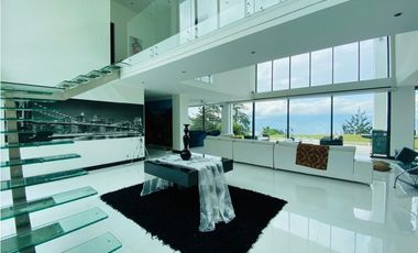 Casa en venta y arriendo en el Sector de Las Palmas