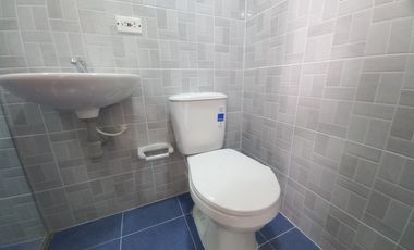 apartamento en arriendo en c.r escarlata piso 2 sin ascensor. Cod A13717