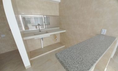 apartamento en arriendo en c.r escarlata piso 2 sin ascensor. Cod A13717