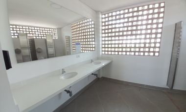 apartamento en arriendo en c.r escarlata piso 2 sin ascensor. Cod A13717