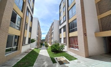 apartamento en arriendo en c.r escarlata piso 2 sin ascensor. Cod A13717