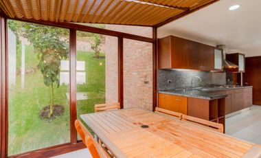 casa en venta en parcelación aposentos. Cod V3048