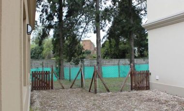 Dúplex en Pilar