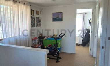 Se Vende Linda Casa Sector Residencial Curauma