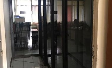 DISEWAKAN RUKO 2.5 LT COCOK UTK USAHA LOKASI PRIME DI CINERE RAYA