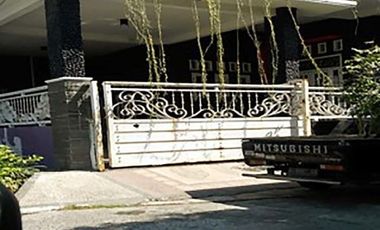 Rumah dijual di Jawa Timur, Gresik - Tanpa perabotan