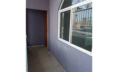 ALQUILER DE CASA COMERCIAL EN VISTA HERMOSA