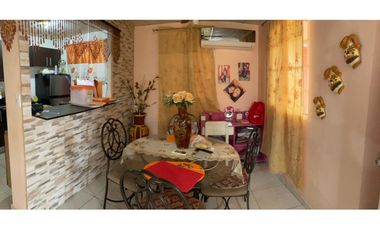 SE VENDE CASA ESQUINERA REMODELADA EN COLINAS DE PACORA