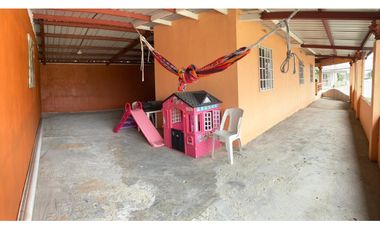 SE VENDE CASA ESQUINERA REMODELADA EN COLINAS DE PACORA