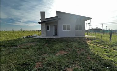 Vendo Casa a Estrenar en San Justo, Entre Ríos.