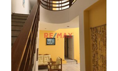 ¡¡ Excelente Oportunidad !! ¡¡ Tu Casa De Playa Soñada Con Vista  Al Mar En Puerto Fiel – Km. 121.5 Panamericana Sur !! 🌞🏡🌊