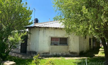 Casa 4 Ambientes en Venta - Francisco Alvarez, Moreno