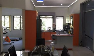 Dijual Rumah Mewah Posisi Hook Lokasi Permata Tlogomas Kota Malang