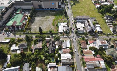 Propiedad ubicada con excelente ubicación, frente al portal Temuco