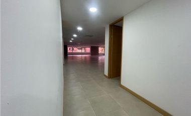SE ARRIENDA OFICINA POBLADO