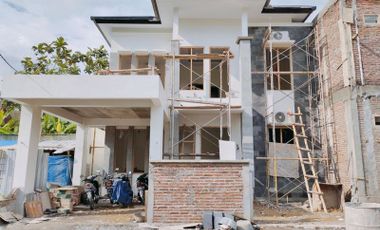Rumah Modern Baru Siap Bangun dekat IKIP PGRI