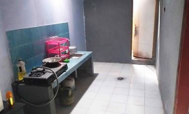 Rumah luas di jln Kaliurang dekat kampus UII
