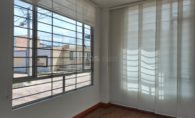 apartamento en arriendo en remansos de la sabana. Cod A6245