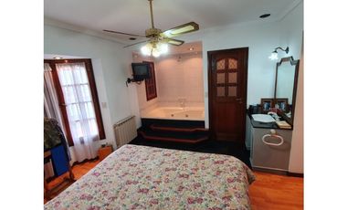 P.H  cinco ambientes a la calle