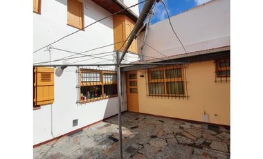 P.H  cinco ambientes a la calle