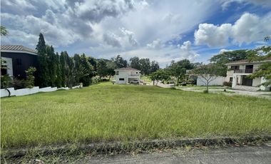 Se Vende Terreno en Club de Golf